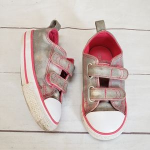 Converse Toddler Size 8